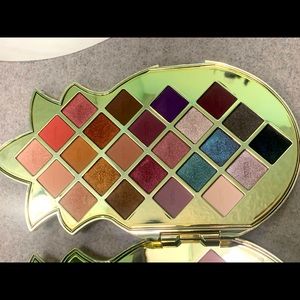 Tarte Eyeshadow Pallet